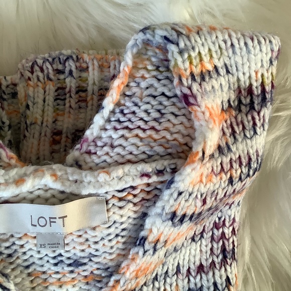 LOFT Multicolor Spacedye Double V Chunky Knit Oversized Sweater - Size XS - Picture 9 of 13